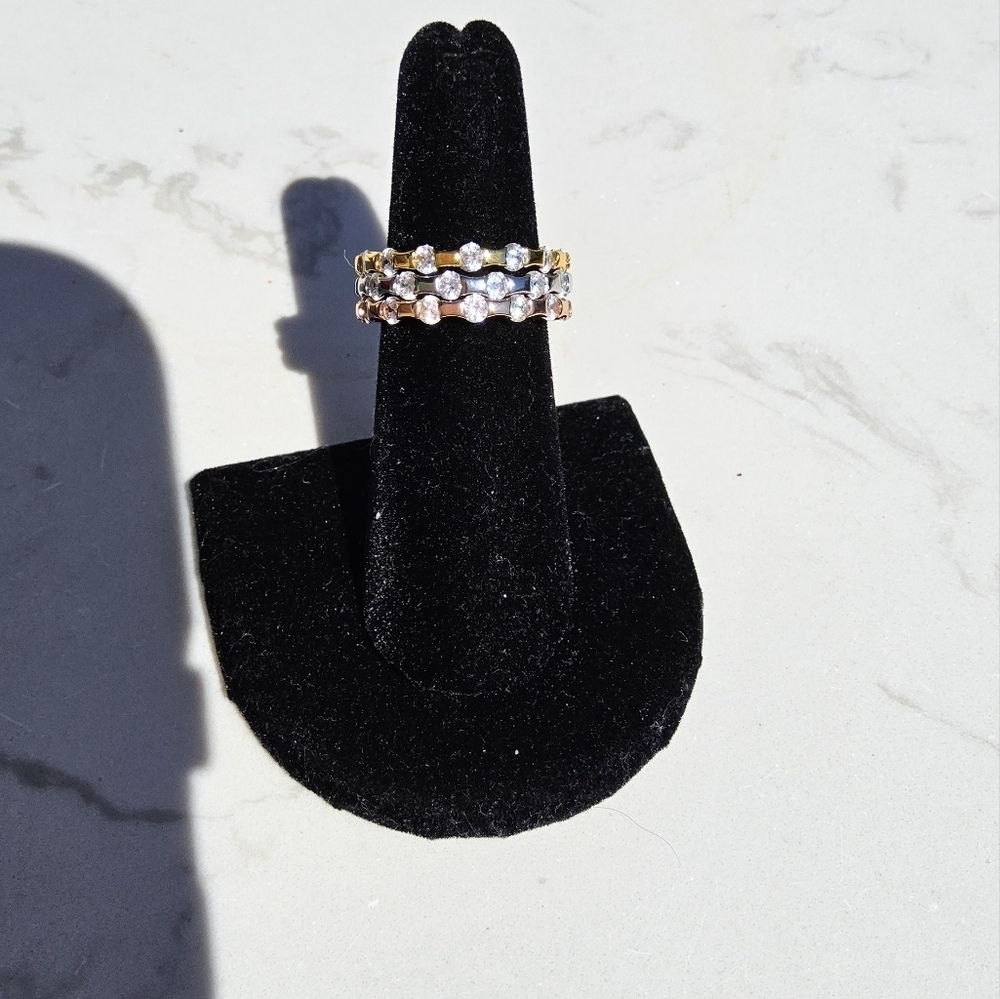 TRI-TONE WHITE TOPAZ STACKABLE RING - Picture 2 of 6
